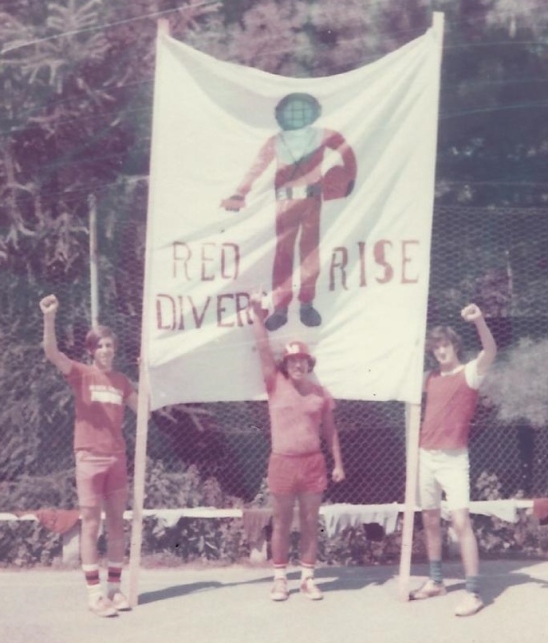 1971 Red Divers